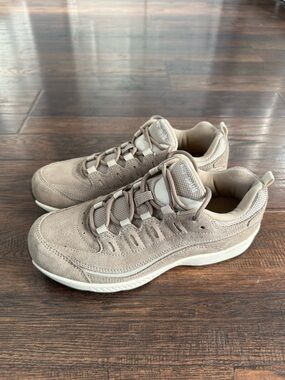 Easy Spirit Neutral Taupe Suede Casual Sneakers